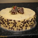 Tort czekoladowy z truskawkami