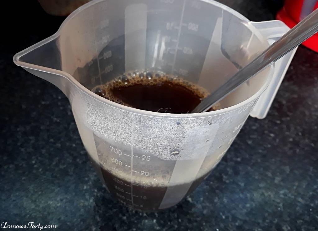 DomoweTorty - Kawowe ciasto z bitą śmietaną